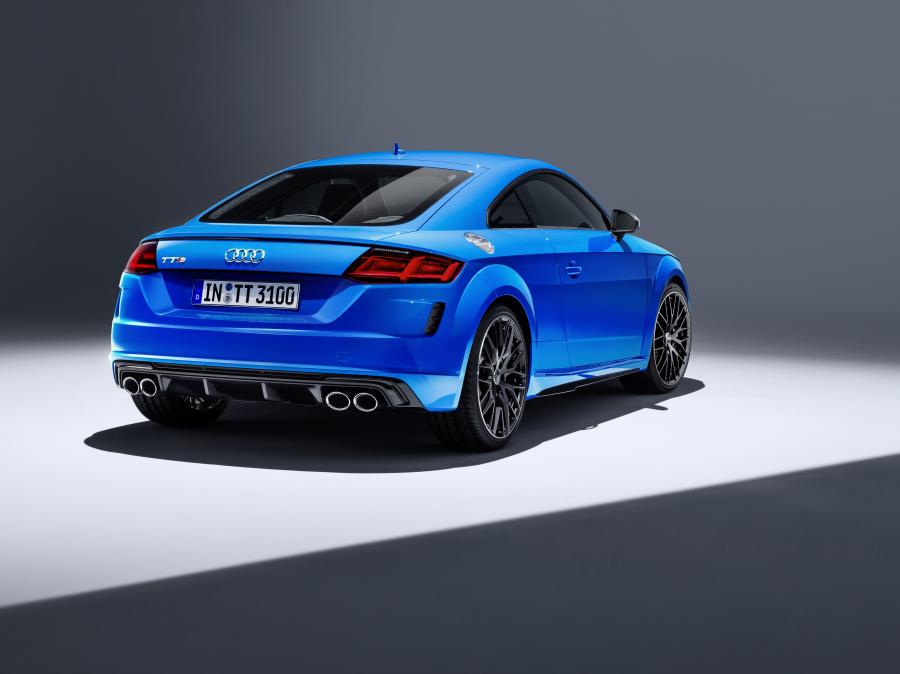  Audi TTS Coupe (8S) 2018 года  (WW) (фото 3 из 254)